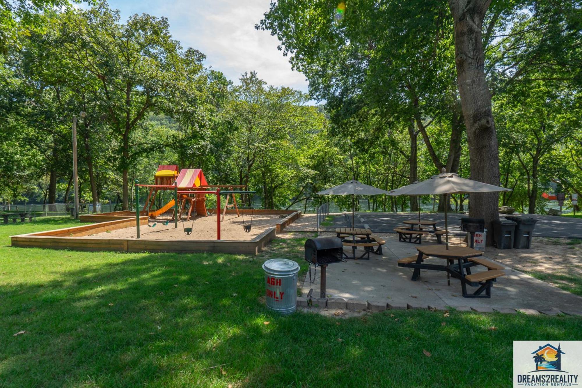 3Br Condo With Lake View - Trout Fishing - Playground - 2 Pools - Free Tickets Included - Pr69-9 ブランソン エクステリア 写真