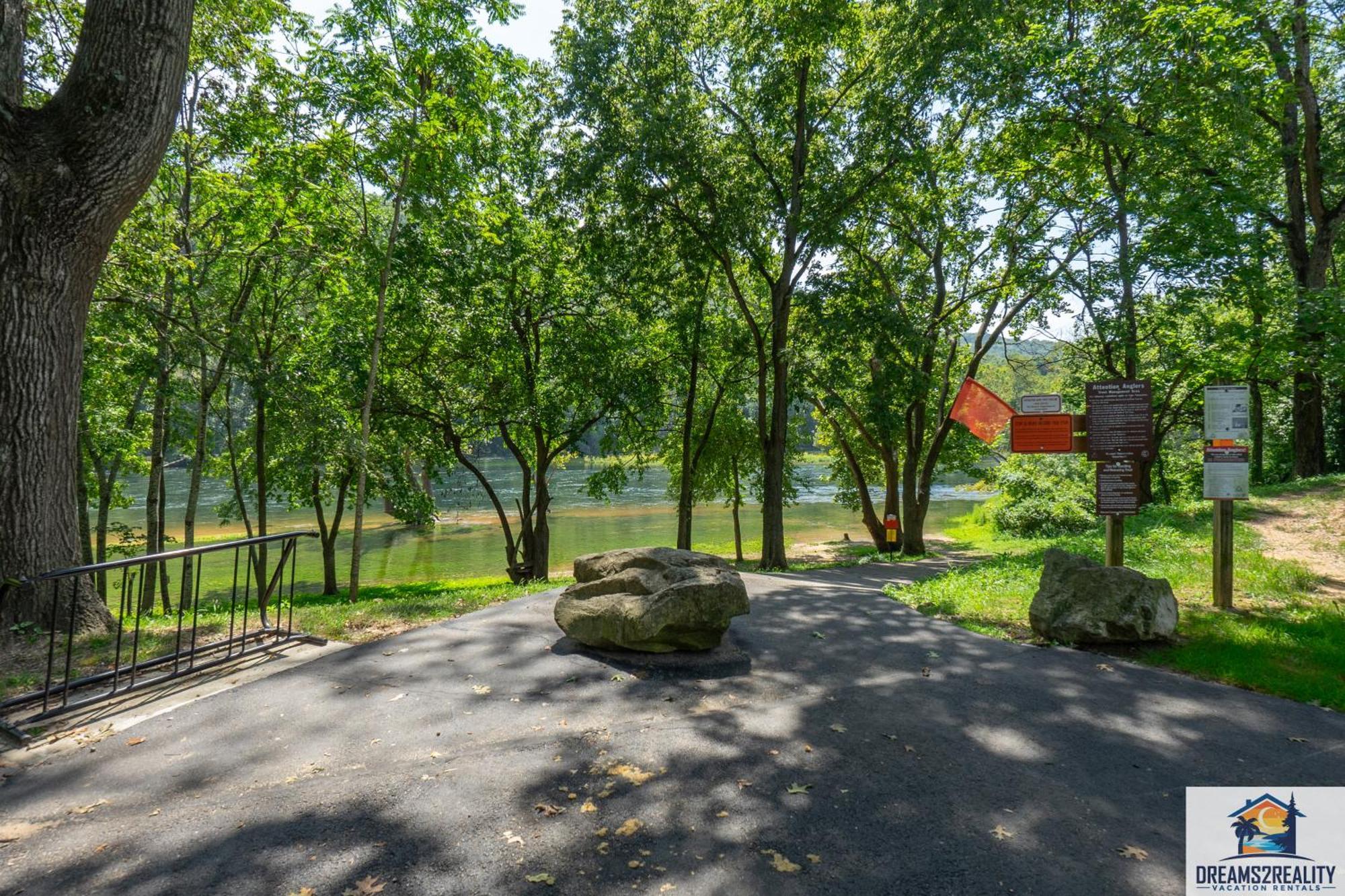 3Br Condo With Lake View - Trout Fishing - Playground - 2 Pools - Free Tickets Included - Pr69-9 ブランソン エクステリア 写真